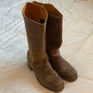 9.5 Broken-in Brown Frye Campus Boots